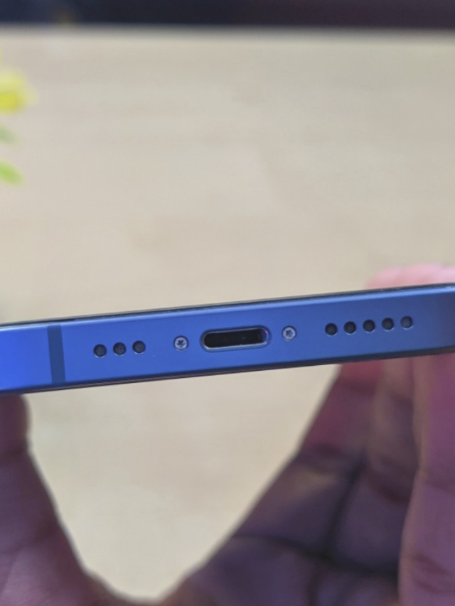 Extraire l’eau du haut-parleur iPhone – Tutoriel Pas à Pas