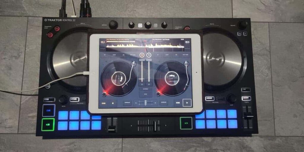 Top 9 Applications DJ pour iPad en 2025 : Guide Complet