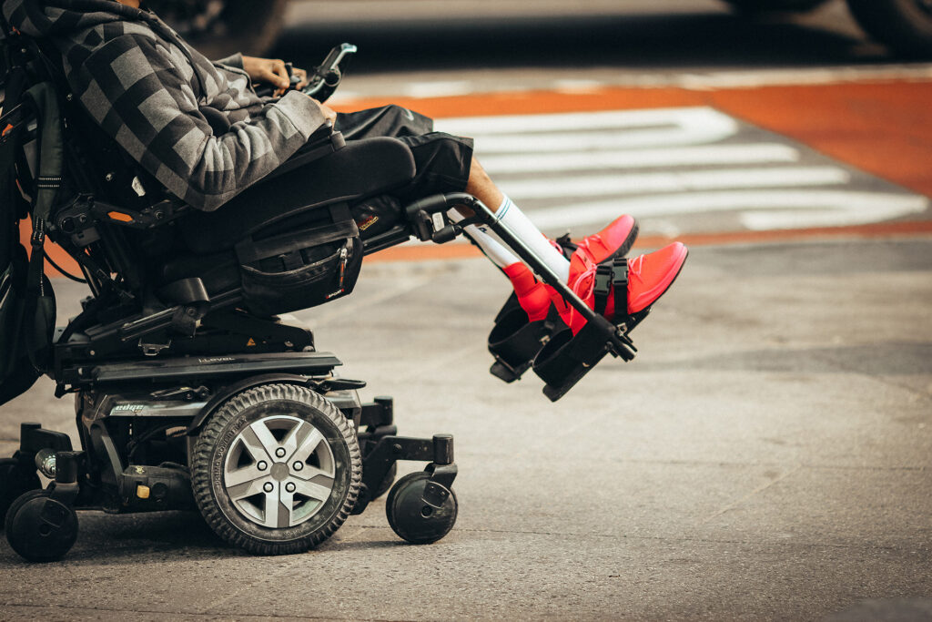 Uber verse 2,2 M$ pour frais d’attente illégaux aux handicapés