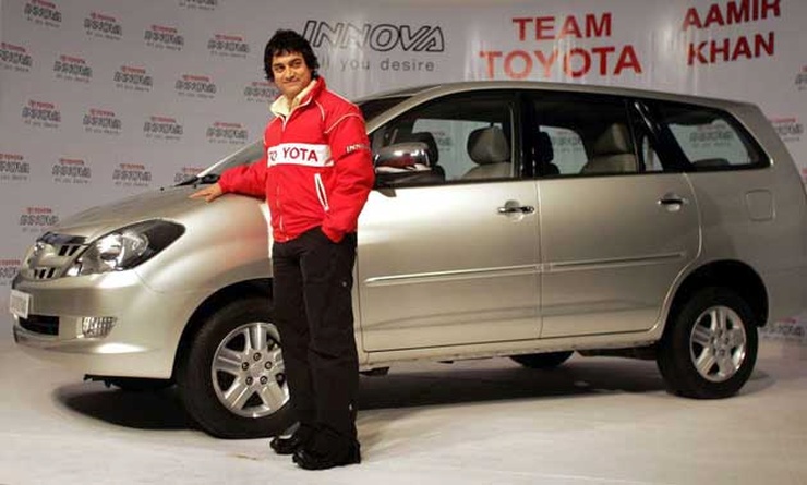 Collection de voitures de l'acteur et superstar Lal Singh Chadha Aamir Khan : Toyota Vellfire à Bentley Continental