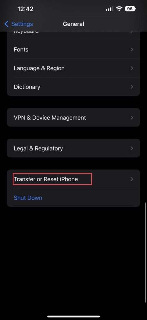 Sélectionner "Transférer ou réinitialiser l'iPhone."