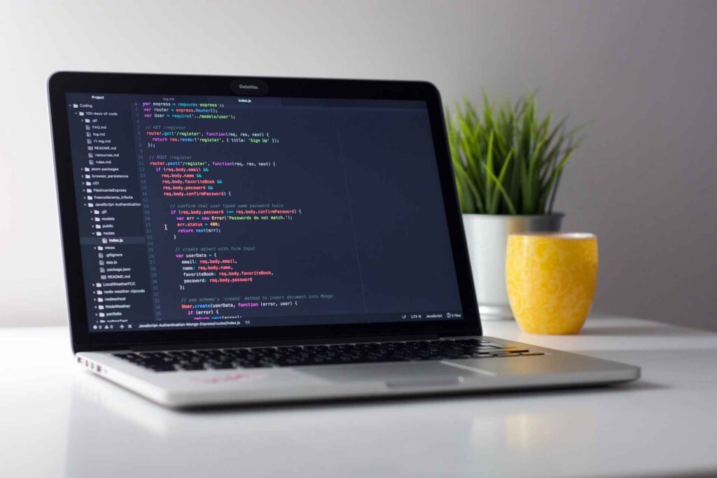 Tests manuels logiciels : 5 caractéristiques clés à connaître