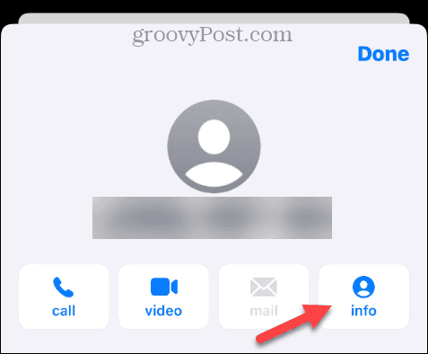 bouton info pour contact sur iphone